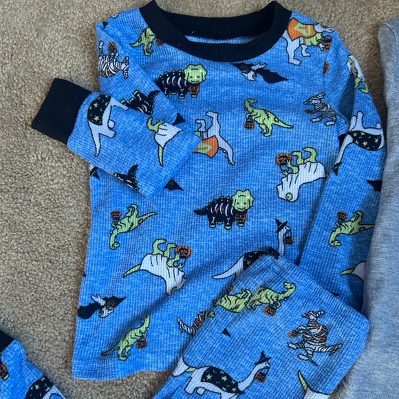 Kids Dinosaur Pajama Set - Blue and Gray - Picture 4 of 7